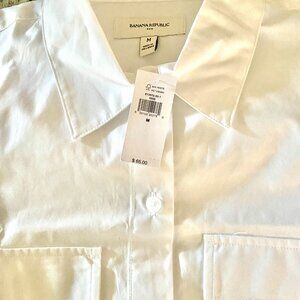NWT Banana Republic Pocketed Cropped Shirt / Size M / White